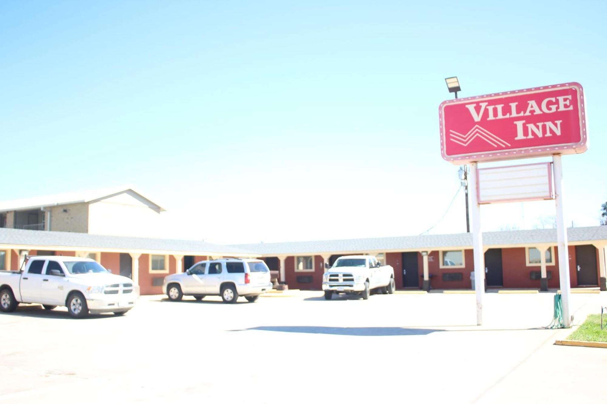 Village Inn Cotulla Exterior foto
