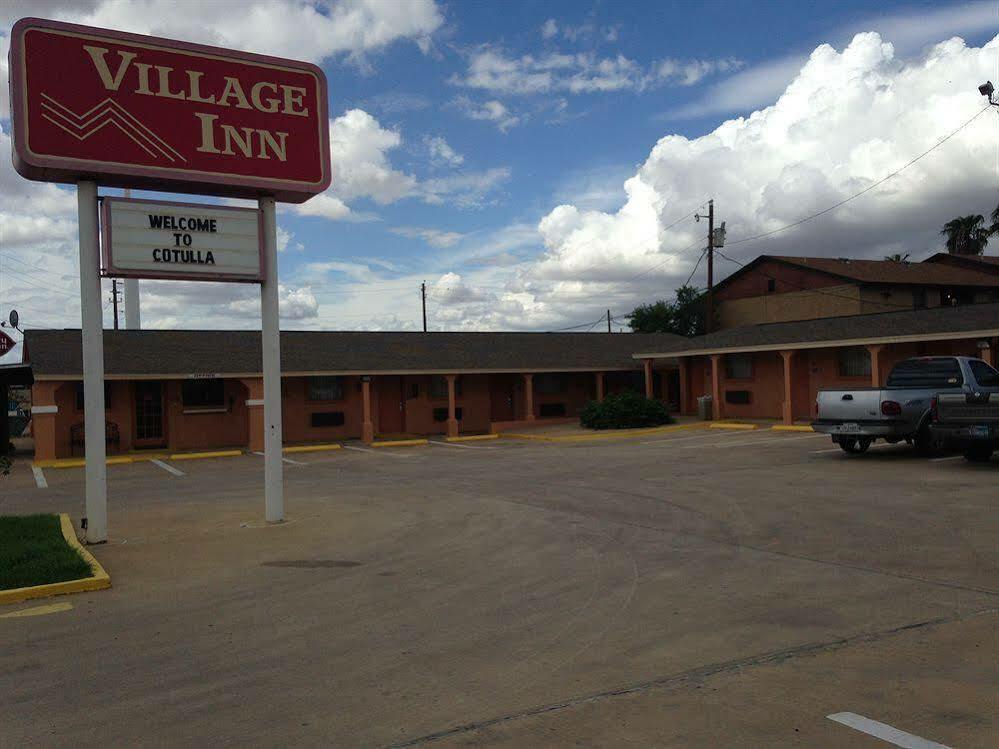 Village Inn Cotulla Exterior foto